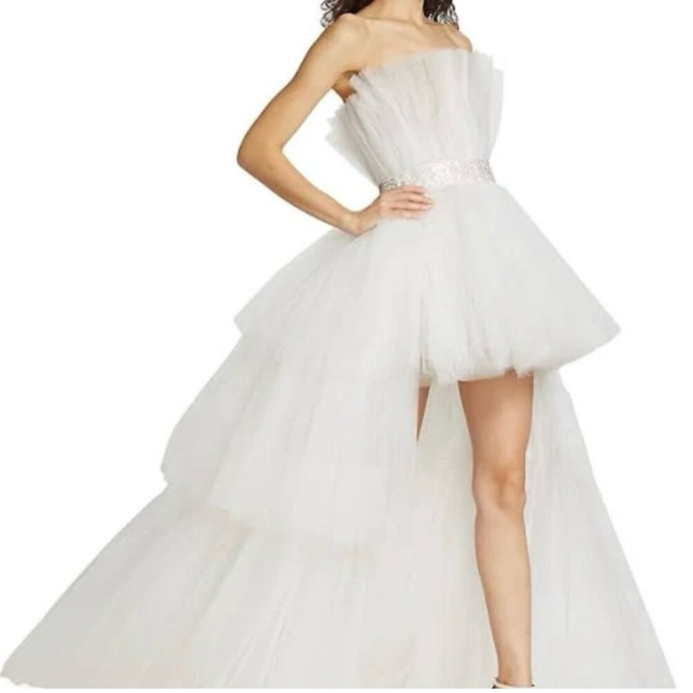 EUC Bronx and Banco Anna Tulle High-Low Strapless Gown - Picture 5 of 9